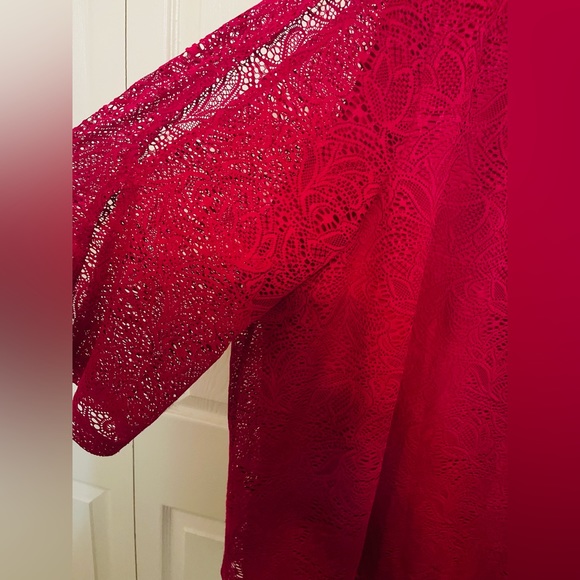 Any Wear by Catherines size 3X or 26/28 hot pink lace cold shoulder blouse - Picture 4 of 4